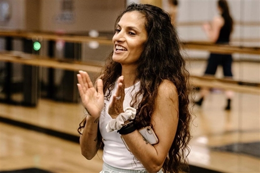 Kontemporêr | Contemporary